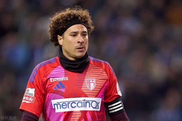 关于葡超国际比赛日再迎强敌，波尔图更衣室发声，主帅态度：目标明确，纪律约束更严格的信息