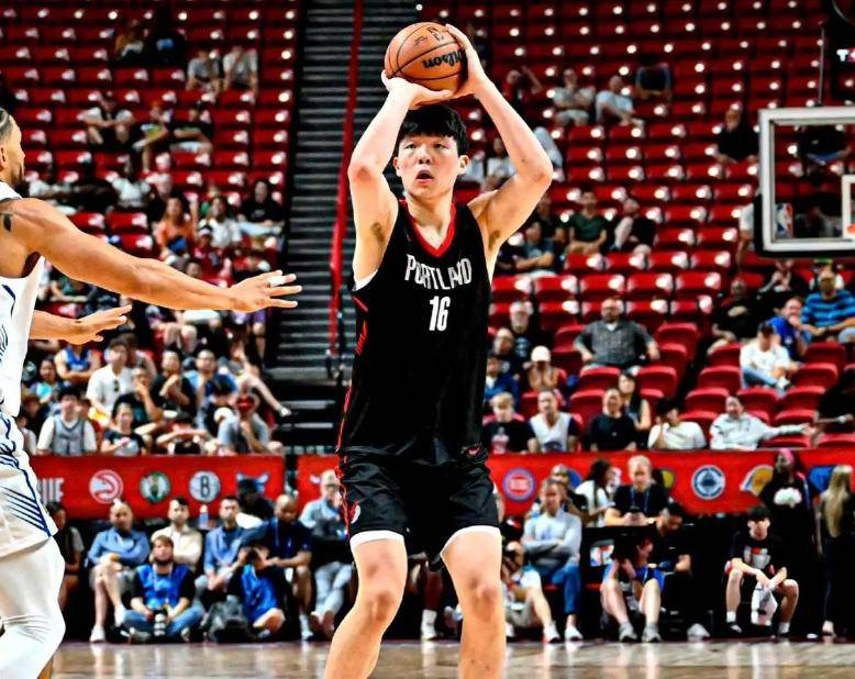 关键时刻芝加哥公牛备战NBA常规赛；迎来里程碑细节曝光；话题不断；球队文化再被提及的简单介绍